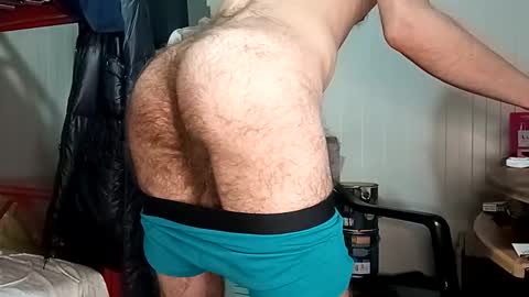 Italian men online show from March 5, 1:40 pm