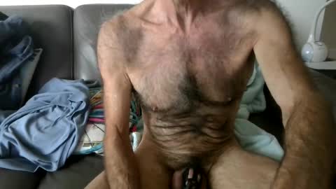 Snapshot of furrydawg chatting on February 27, 5:58 pm furrydawg online show from February 27, 5:58 pm