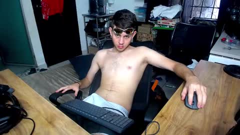 g0lden_crew online show from December 22, 9:12 pm