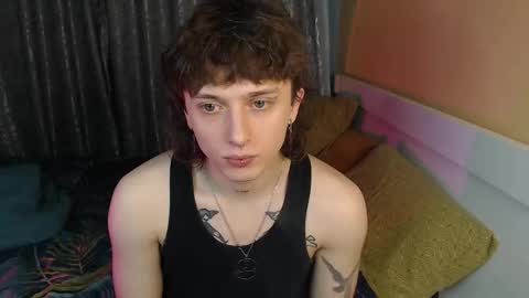 Ian online show from November 14, 12:25 am