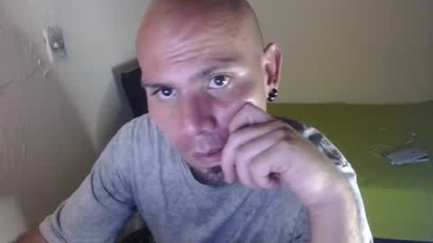 Gabriel online show from April 12, 2:59 am