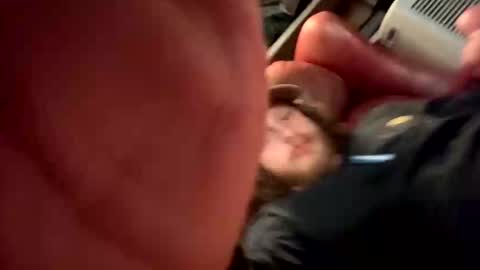 garetmc online show from November 11, 6:40 am