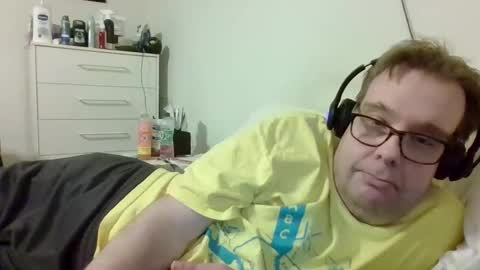 Gary online show from December 4, 7:04 am