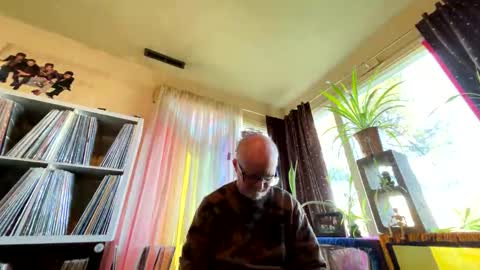 marvin pumpt online show from November 2, 4:11 pm