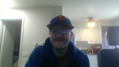 geekgamer41 online show from April 4, 11:13 pm