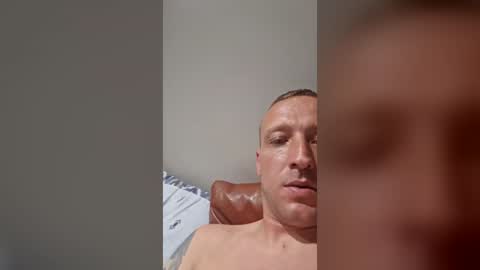 georgemac2405 online show from June 22, 10:14 pm