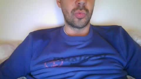 Snapshot of geronimo_2 chatting on February 21, 7:32 pm geronimo_2 online show from February 21, 7:32 pm