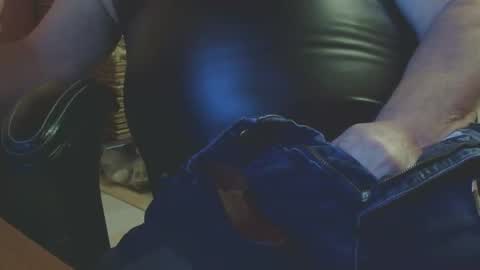 geterdone69mmm online show from February 17, 11:03 pm