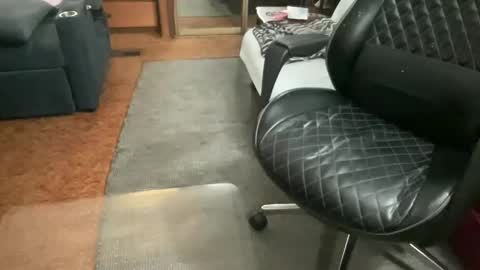 ghostboygbc online show from April 9, 4:43 am