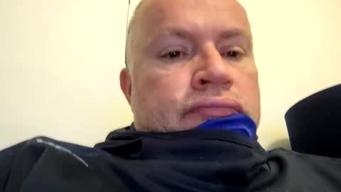 giddyup2222222 online show from April 10, 8:54 am