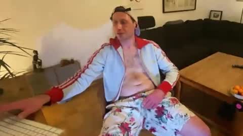 Sebastian online show from November 9, 12:14 am