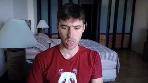 gilbertogonzales online show from November 14, 1:53 am