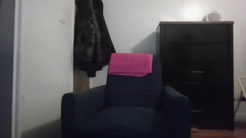 gino_crazy87 online show from January 17, 6:36 am