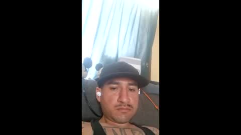 gioespi248 online show from May 1, 8:33 pm
