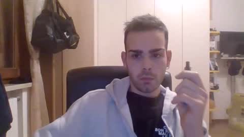 gionnylove online show from December 2, 4:43 pm