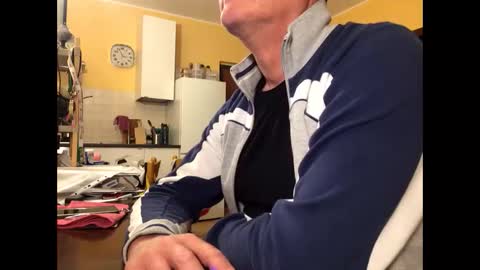 giovanni_1964 online show from April 20, 12:57 am