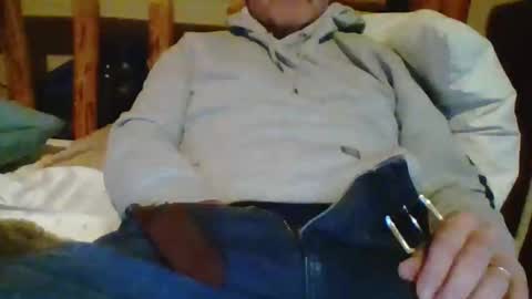 girthgonewild online show from December 17, 9:43 pm