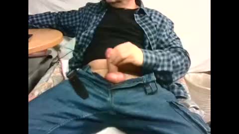 Snapshot of giulio__35 chatting on February 17, 6:04 pm giulio__35 online show from February 17, 6:04 pm