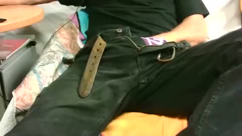 Snapshot of giulio__35 chatting on October 12, 6:40 am giulio__35 online show from October 12, 6:40 am