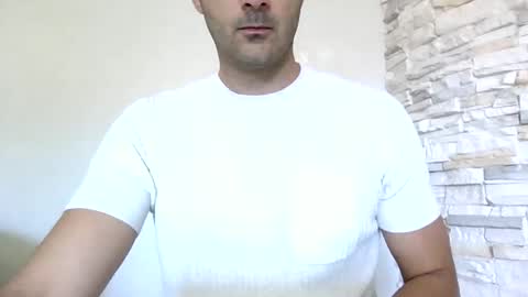 giuseppevai1 online show from May 29, 1:10 pm