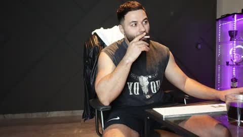 Matthew .. for short call me Matt online show from March 29, 9:04 pm