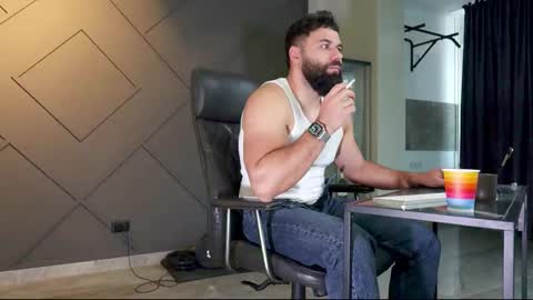 Matthew .. for short call me Matt online show from February 11, 6:30 am