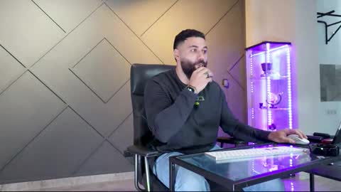 Matthew .. for short call me Matt online show from February 27, 6:50 am