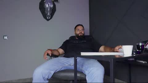 Matthew .. for short call me Matt online show from September 13, 11:06 pm