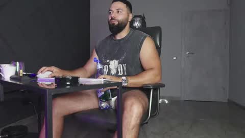 Matthew .. for short call me Matt online show from October 2, 10:14 pm