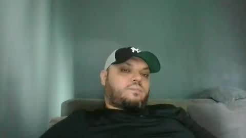 Snapshot of glusgan chatting on October 16, 8:55 am Your boy online show from October 16, 8:55 am