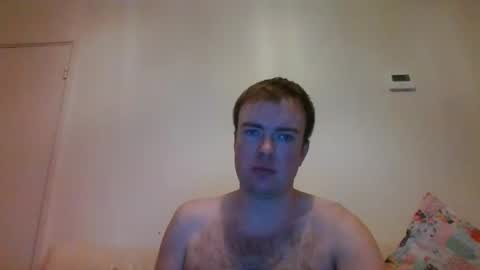 Snapshot of gogo12104 chatting on January 21, 6:22 pm jme online show from January 21, 6:22 pm