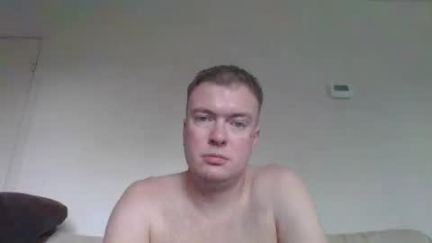 Snapshot of gogo12104 chatting on October 28, 2:19 pm jme online show from October 28, 2:19 pm