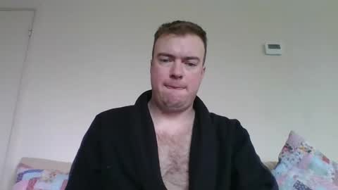 Snapshot of gogo12104 chatting on March 1, 8:14 am jme online show from March 1, 8:14 am