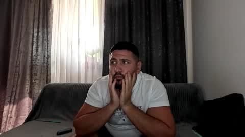 gold_alpha_boy online show from September 18, 11:12 am