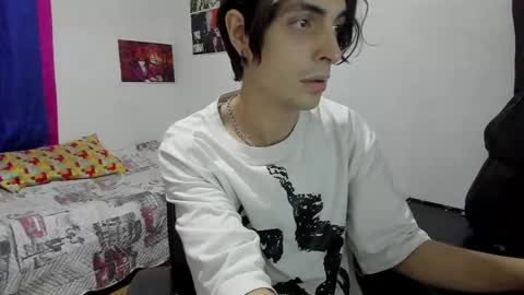 Snapshot of golden_ryan chatting on October 9, 4:06 am Jmmmm online show from October 9, 4:06 am