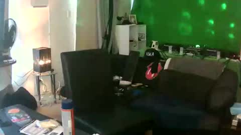 goldyguy011 online show from February 20, 7:12 am