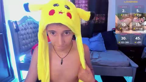 angel black online show from October 30, 7:15 pm