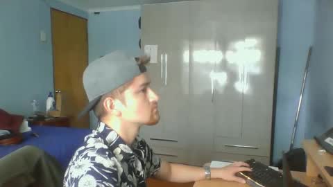 goodfumes online show from December 4, 4:27 pm