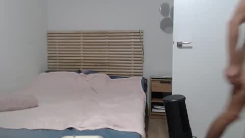 goodgg229975 online show from October 3, 7:41 pm