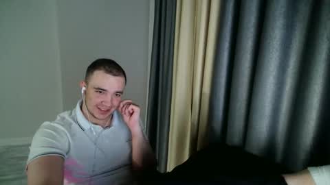 Pum online show from May 10, 11:39 pm