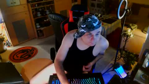 google5001 online show from November 26, 6:49 am