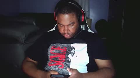 Snapshot of gothboi_97 chatting on September 25, 3:27 am Dan aka. Gothboi Wonder online show from September 25, 3:27 am