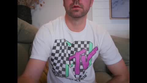 JohnnyG32 online show from January 10, 5:26 am