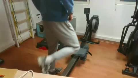 grandbi online show from April 1, 9:44 am