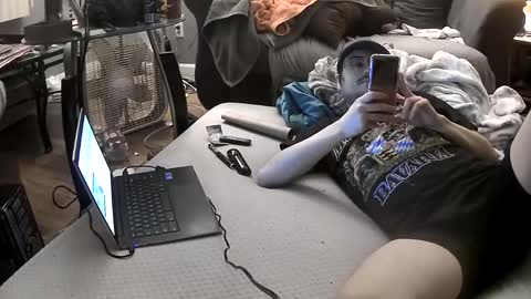 Get US to 1000 you wont be disapointed online show from March 5, 2:19 am