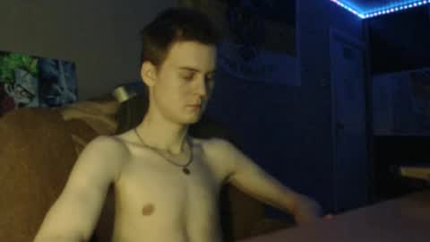 Snapshot of greonn chatting on December 28, 6:39 am Felix online show from December 28, 6:39 am