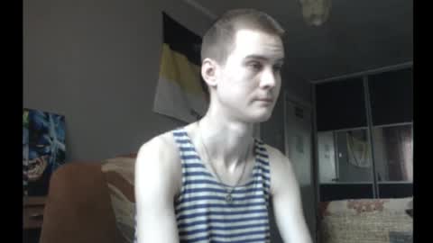 Snapshot of greonn chatting on February 12, 11:40 am Felix online show from February 12, 11:40 am