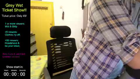 Grey Hardy Slave online show from August 7, 4:57 pm