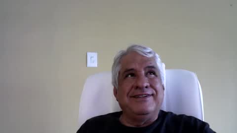 Snapshot of grisa01 chatting on February 3, 1:08 pm grisa01 online show from February 3, 1:08 pm