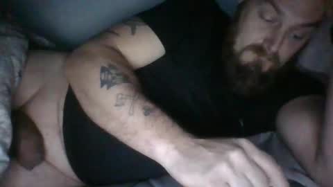 groszizi62 online show from February 5, 10:44 am